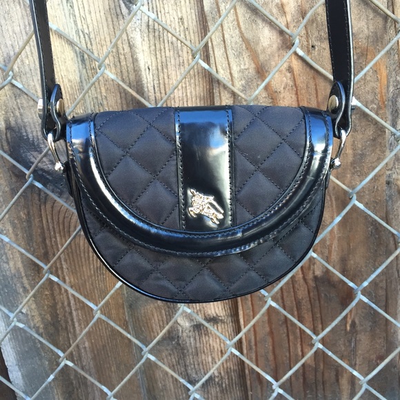 BURBERRY SMALL CROSS BODY BAG LIKE NEW AUTHENTIC - Picture 1 of 4